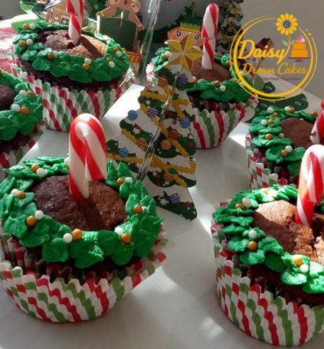 attachment-https://www.daisydreamcakes.com.au/wp-content/uploads/2021/09/Christmas-cupcakes-2-458x493.jpg